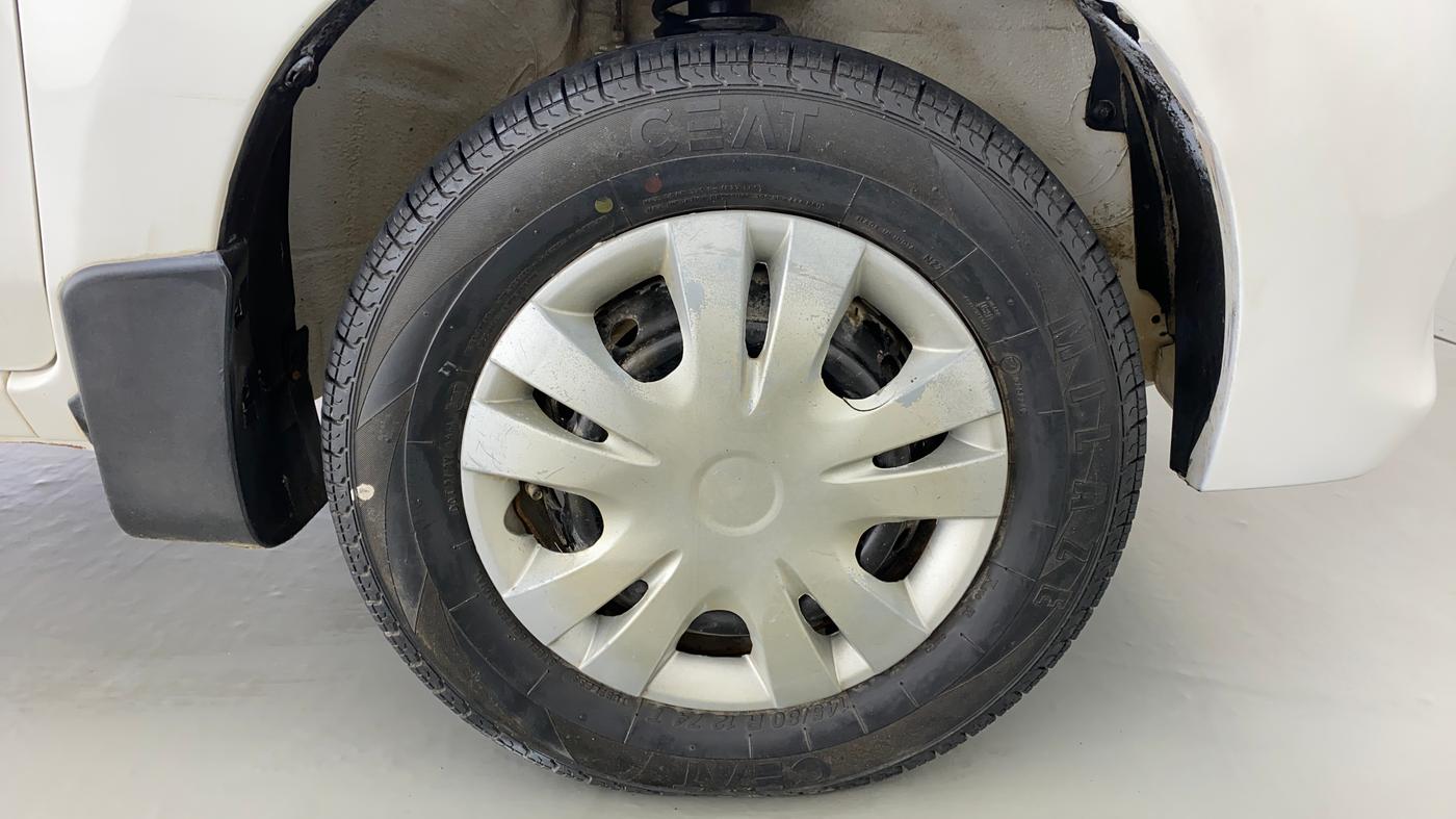 2017 Maruti Alto 800 VXI, Petrol, Manual, 22,096 km, Right Front Wheel
