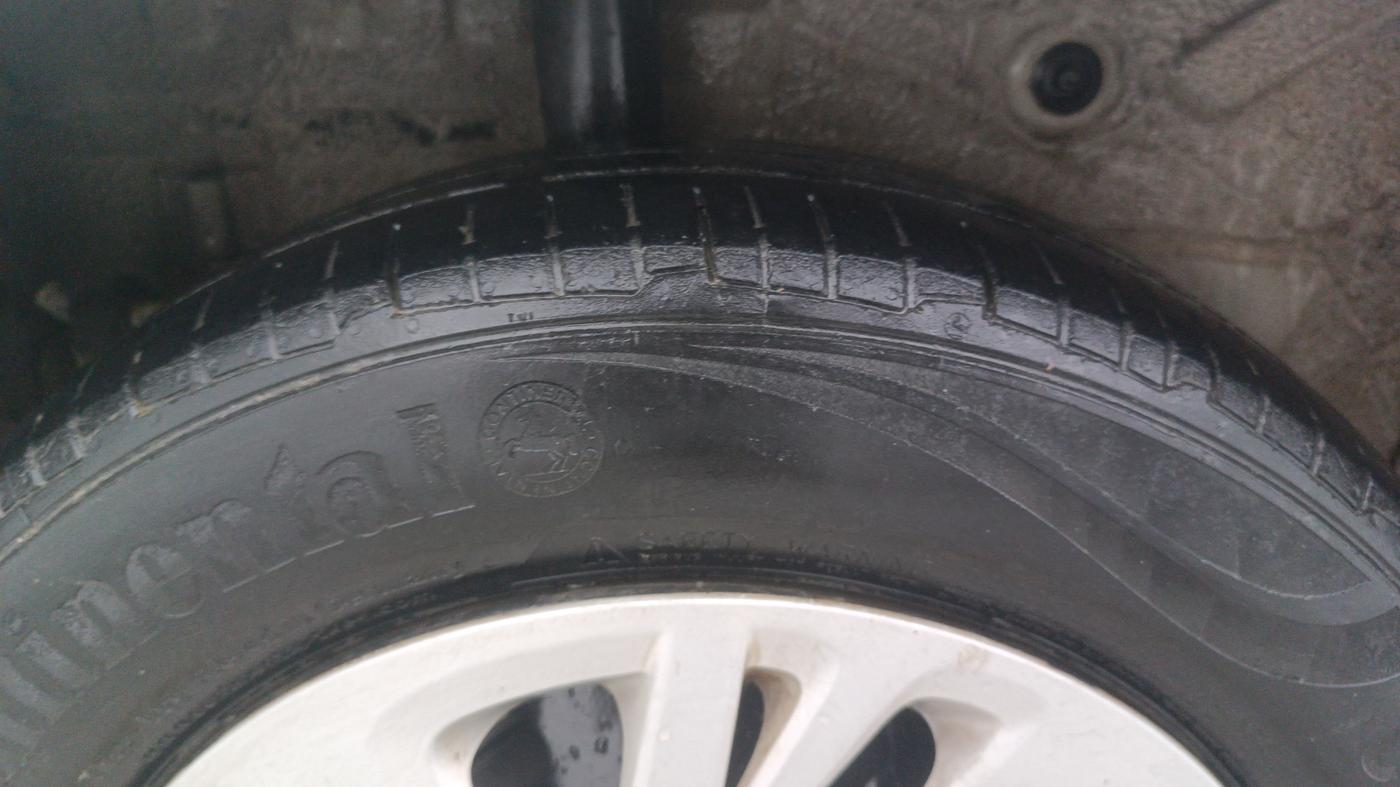 2015 Maruti Celerio VXI AMT, Petrol, Automatic, 1,08,145 km, Right Rear Tyre Tread