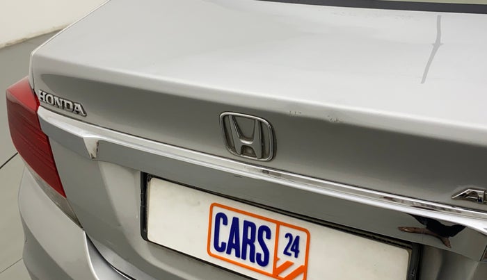 2015 Honda Amaze 1.2L I-VTEC VX, Petrol, Manual, 97,135 km, Dicky (Boot door) - Minor scratches