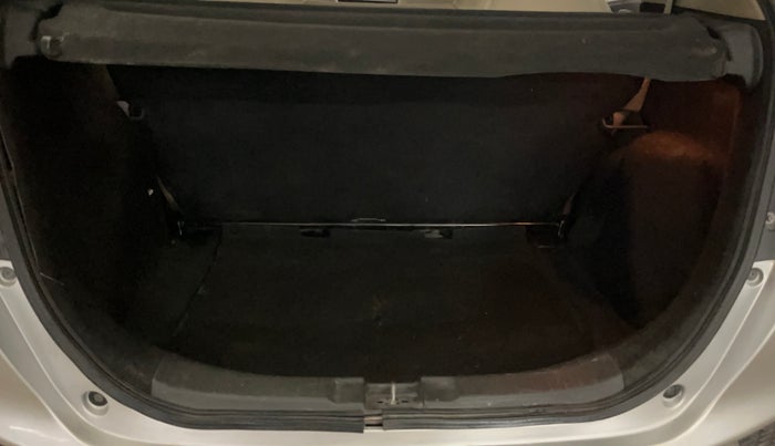 2015 Honda Jazz 1.2L I-VTEC V AT, Petrol, Automatic, 73,338 km, Boot Inside