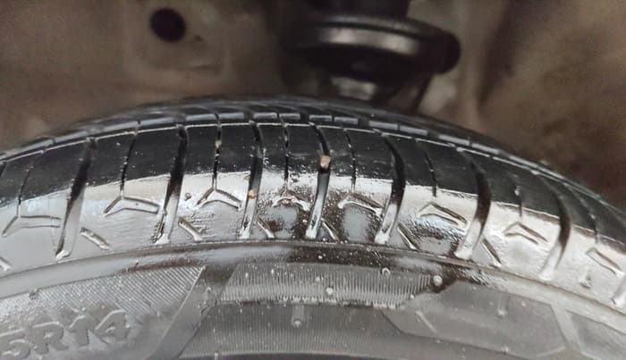 2015 Maruti Wagon R 1.0 VXI AMT, Petrol, Automatic, 95,278 km, Left Front Tyre Tread