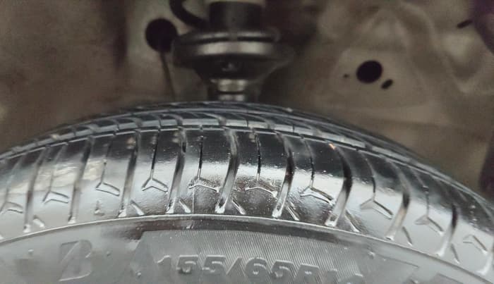 2015 Maruti Wagon R 1.0 VXI AMT, Petrol, Automatic, 95,278 km, Right Front Tyre Tread