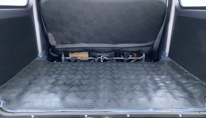 2020 Maruti Eeco 5 STR WITH AC PLUSHTR, Petrol, Manual, 3,589 km, Boot Inside