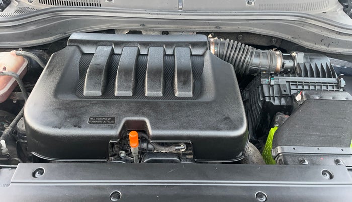 2022 Mahindra XUV700 AX 7 LUXURY P AT 7 STR, Petrol, Automatic, 44,614 km, Engine View