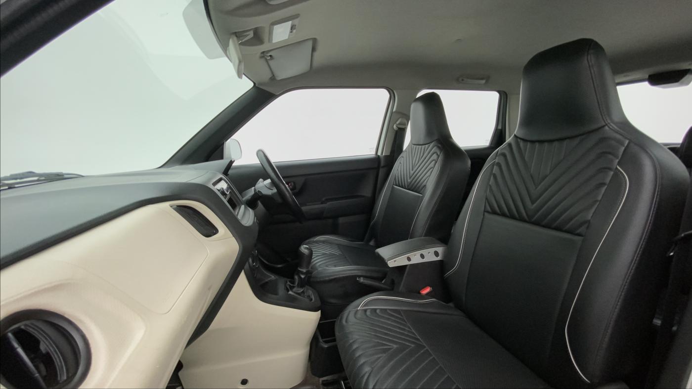 2019 Maruti New Wagon-R LXI CNG (O) 1.0, CNG, Manual, 84,385 km, Right Side Front Door Cabin