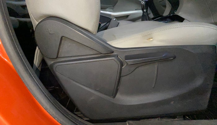 2015 Ford Ecosport TITANIUM 1.5L PETROL, Petrol, Manual, 97,489 km, Driver Side Adjustment Panel