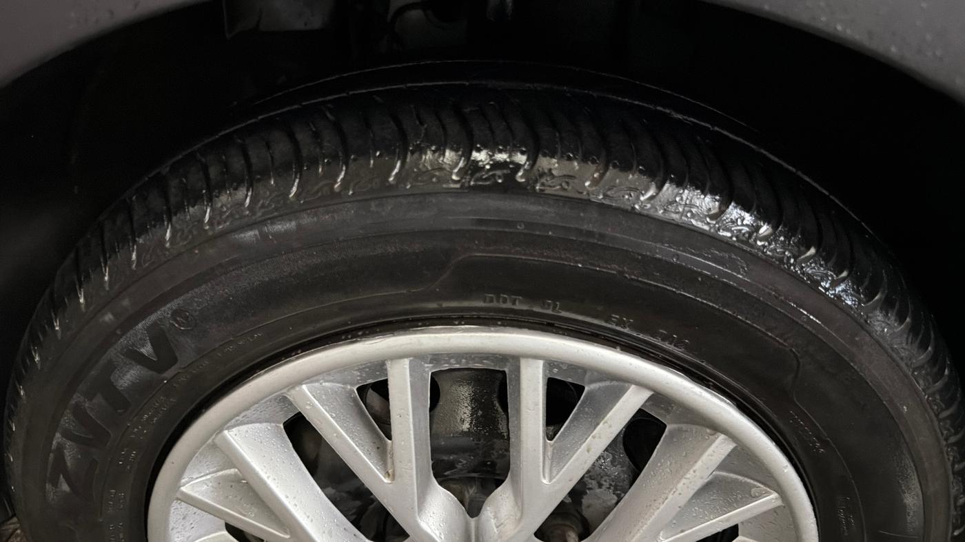 2020 Tata TIGOR XM PETROL, Petrol, Manual, 75,783 km, Left Front Tyre Tread
