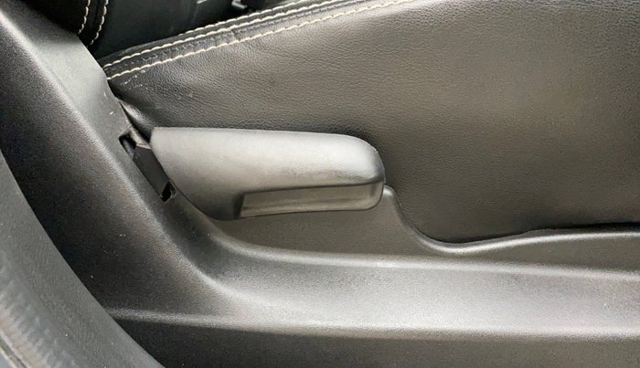 2021 Maruti Vitara Brezza VXI AT SHVS, Petrol, Automatic, 28,754 km, Driver Side Adjustment Panel