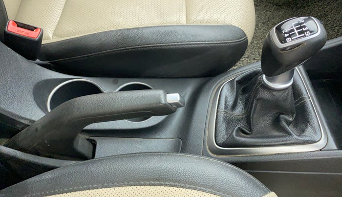 2019 Hyundai Verna 1.6 SX VTVT (O), Petrol, Manual, 81,902 km, Gear Lever