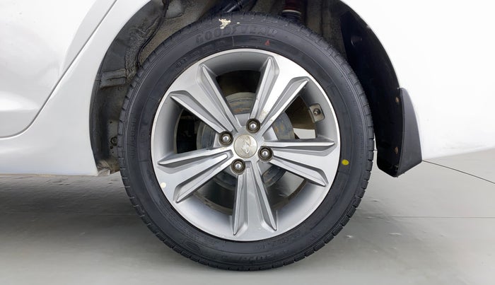 2019 Hyundai Verna 1.6 SX VTVT (O), Petrol, Manual, 81,902 km, Left Rear Wheel