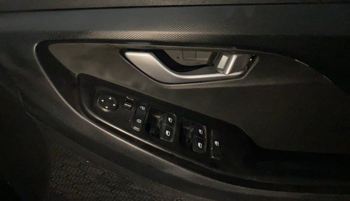 2023 Hyundai Creta S PLUS KNIGHT 1.5 PETROL, Petrol, Manual, 37,215 km, Driver Side Door Panels Control