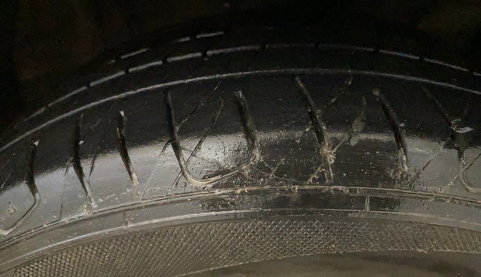 2023 Hyundai Creta S PLUS KNIGHT 1.5 PETROL, Petrol, Manual, 37,215 km, Right Front Tyre Tread