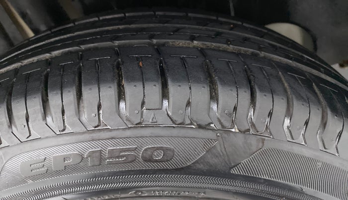 2020 Maruti Ertiga ZXI SHVS, Petrol, Manual, 10,249 km, Right Rear Tyre Tread