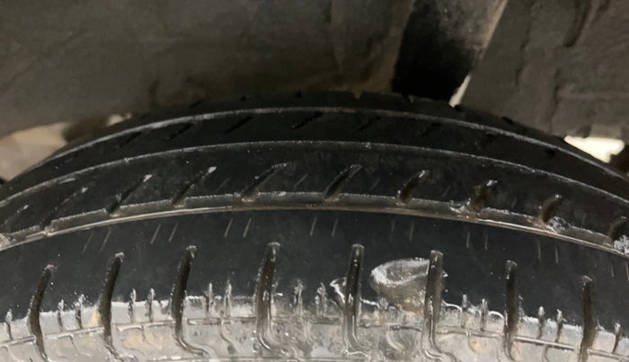 2018 Renault Kwid RXT 0.8, Petrol, Manual, 47,253 km, Left Rear Tyre Tread