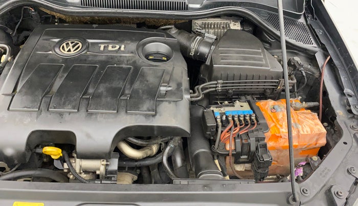 2018 Volkswagen Ameo HIGHLINE PLUS 1.5L AT 16 ALLOY, Diesel, Automatic, 1,42,913 km, Engine View - Left