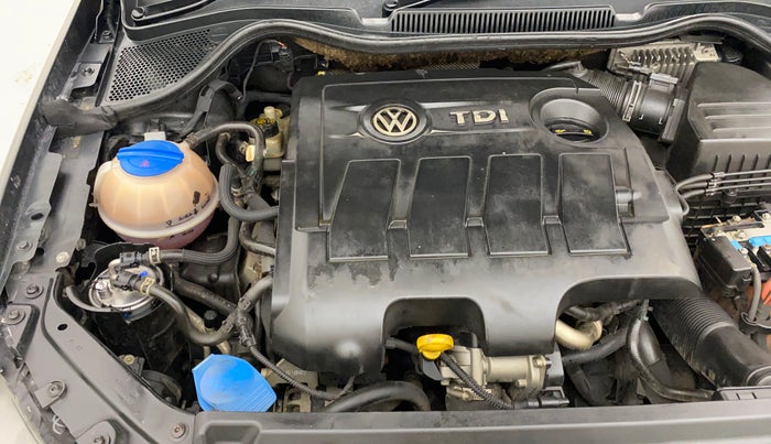 2018 Volkswagen Ameo HIGHLINE PLUS 1.5L AT 16 ALLOY, Diesel, Automatic, 1,42,913 km, Engine View - Right