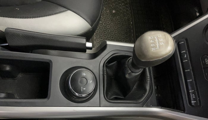 2018 Tata NEXON XM PETROL, Petrol, Manual, 70,106 km, Gear Lever