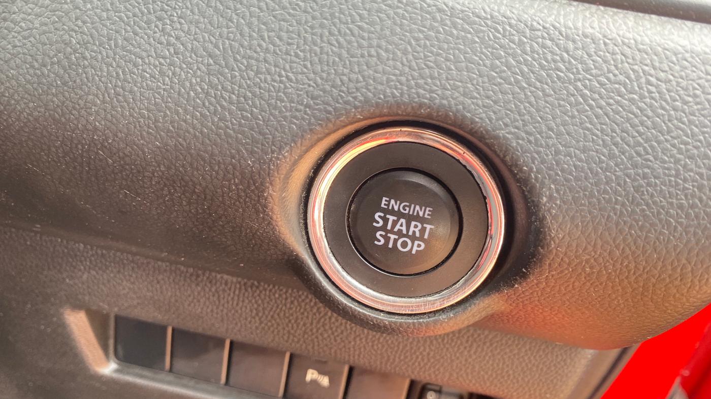 2018 Maruti Swift ZXI AMT, Petrol, Automatic, 33,176 km, Keyless Start/ Stop Button