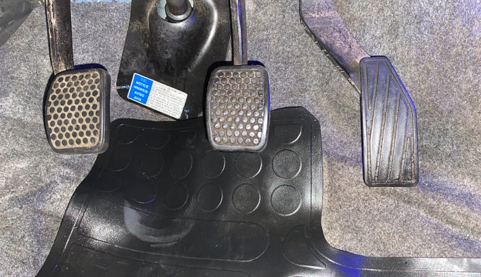 2019 Maruti Alto VXI, Petrol, Manual, 6,470 km, Pedals