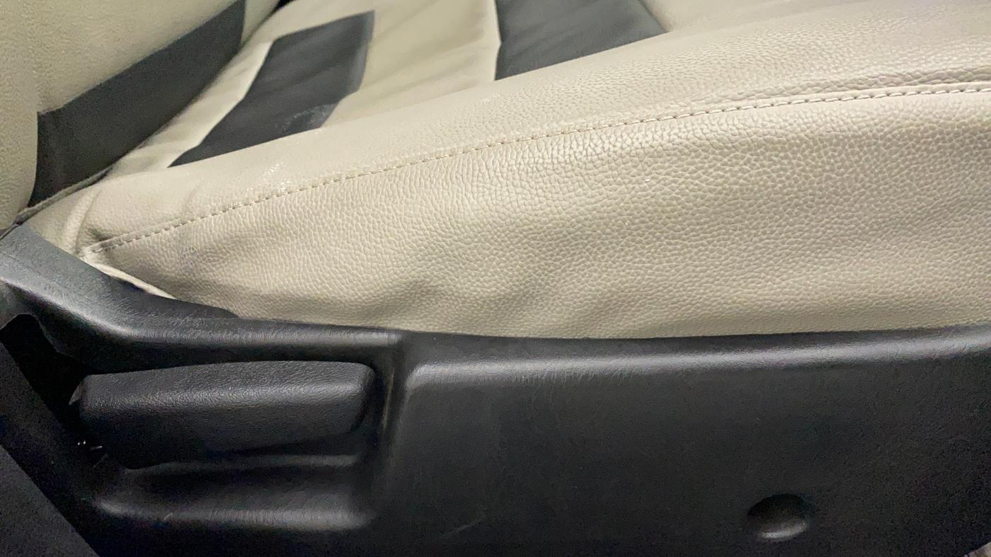 2019 Maruti Alto VXI, Petrol, Manual, 6,470 km, Driver Side Adjustment Panel