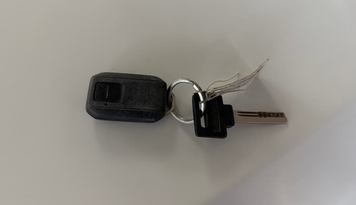 2020 Toyota Glanza G, Petrol, Manual, 71,713 km, Key Close Up