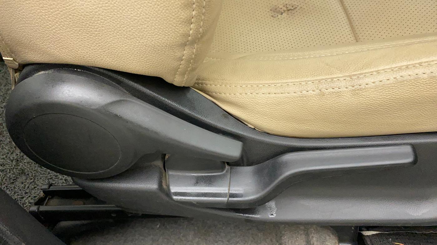2019 Honda Amaze 1.2L I-VTEC S, Petrol, Manual, 38,689 km, Driver Side Adjustment Panel