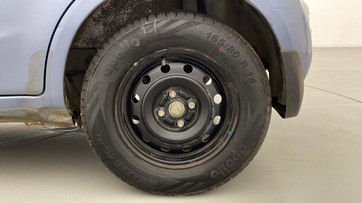 2013 Maruti Ritz VXI, Petrol, Manual, 75,514 km, Left Rear Wheel