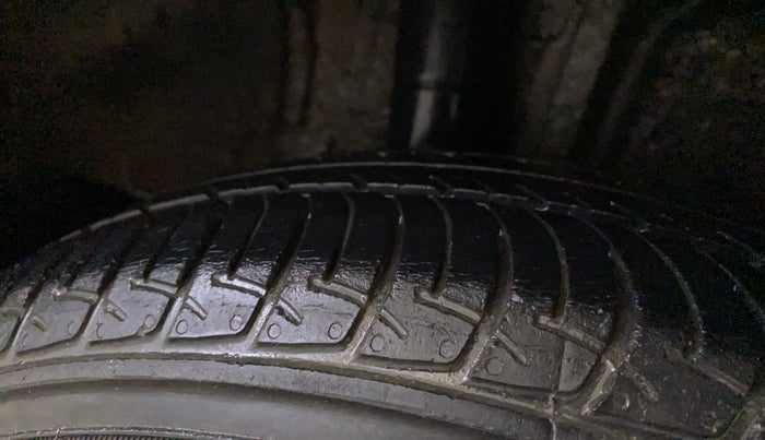 2021 Maruti New Wagon-R VXI 1.0, Petrol, Manual, 53,216 km, Right Rear Tyre Tread