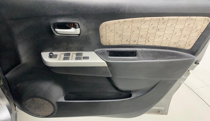 2014 Maruti Wagon R 1.0 VXI, Petrol, Manual, 66,402 km, Driver Side Door Panels Control