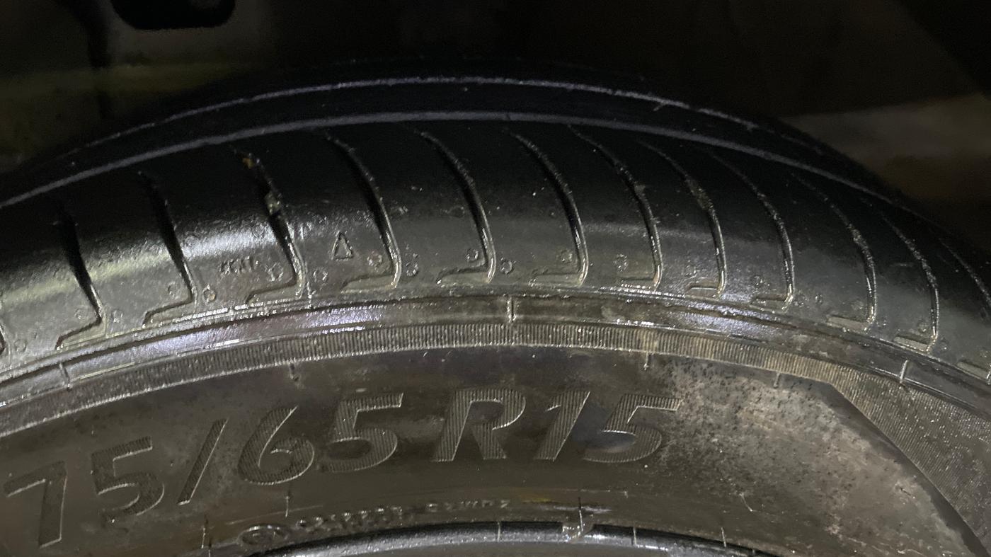 2025 Hyundai EXTER SX(O) CONNECT 1.2 AMT, Petrol, Automatic, 8,069 km, Left Front Tyre Tread