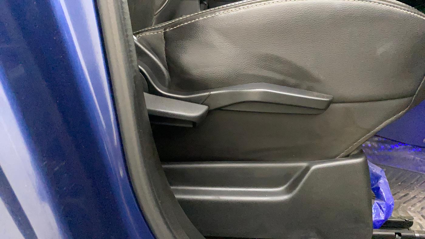 2021 Maruti XL6 ALPHA AT, Petrol, Automatic, 53,037 km, Driver Side Adjustment Panel