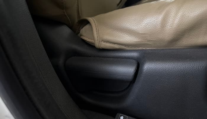 2015 Honda City 1.5L I-VTEC S MT, Petrol, Manual, 86,132 km, Driver Side Adjustment Panel