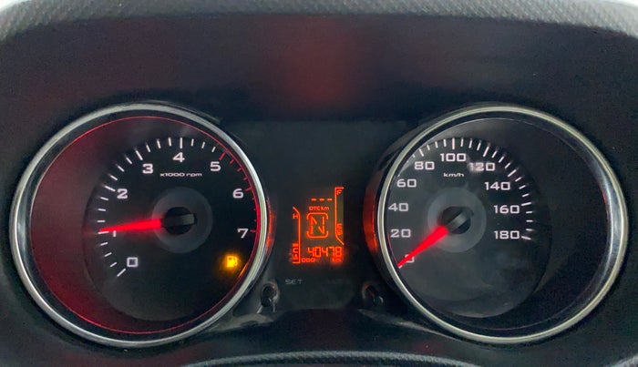 2017 Mahindra TUV300 T8, Diesel, Manual, 40,777 km, Odometer Image