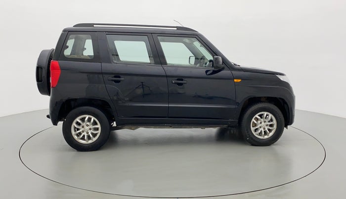 2017 Mahindra TUV300 T8, Diesel, Manual, 40,777 km, Right Side View