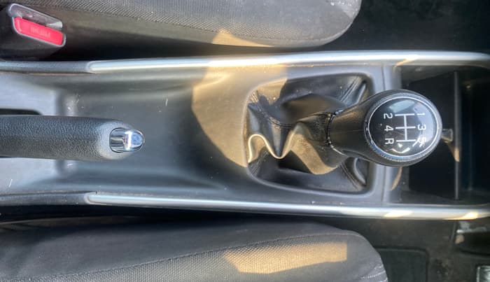 2017 Maruti Baleno ZETA PETROL 1.2, Petrol, Manual, 61,040 km, Gear Lever
