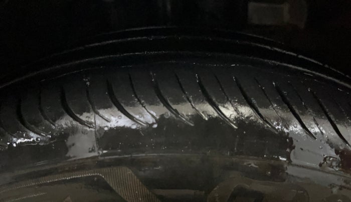 2020 Tata Tiago XZ PLUS PETROL, Petrol, Manual, 79,449 km, Right Front Tyre Tread