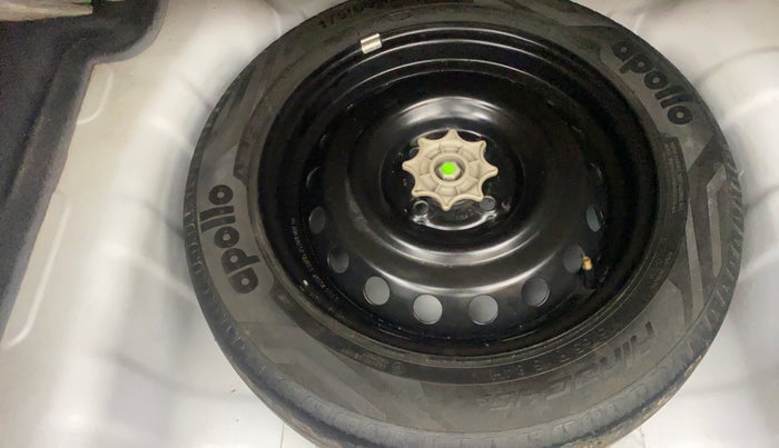 2015 Hyundai Xcent SX AT 1.2 (O), Petrol, Automatic, 89,931 km, Spare Tyre