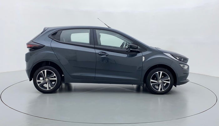 2020 Tata ALTROZ XZ 1.2, Petrol, Manual, 10,546 km, Right Side