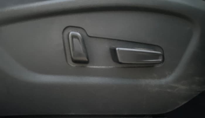 2022 Hyundai Creta SX (O) 1.4 TURBO DCT, Petrol, Automatic, 48,864 km, Driver Side Adjustment Panel