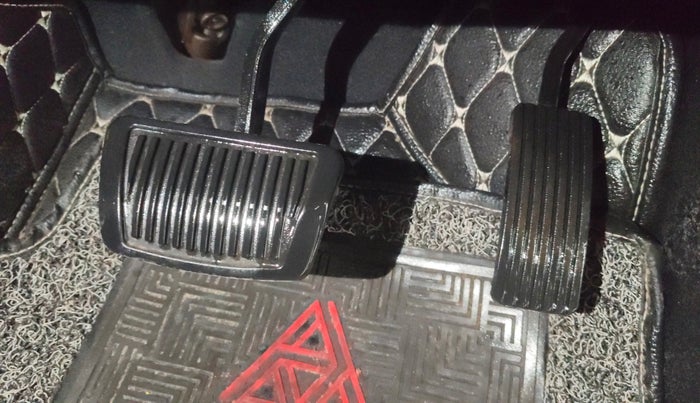 2018 Hyundai Creta SX AT 1.6 DIESEL, Diesel, Automatic, 37,135 km, Pedals