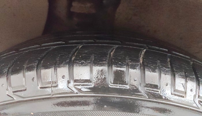 2018 Hyundai Creta SX AT 1.6 DIESEL, Diesel, Automatic, 37,135 km, Right Rear Tyre Tread