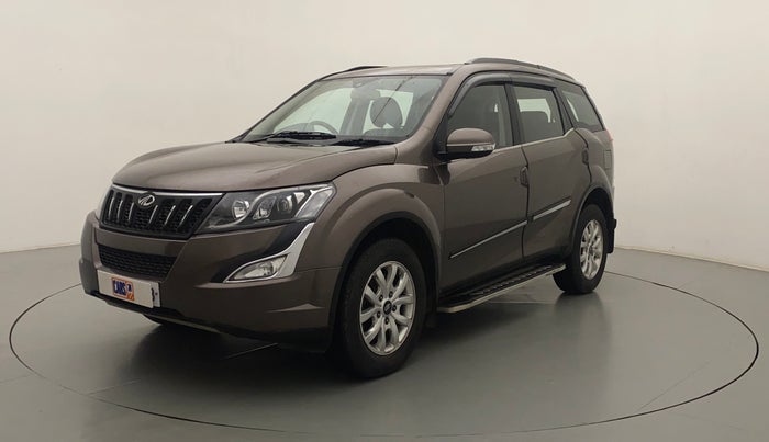 2017 Mahindra XUV500 W10 AT, Diesel, Automatic, 57,449 km, Left Front Diagonal