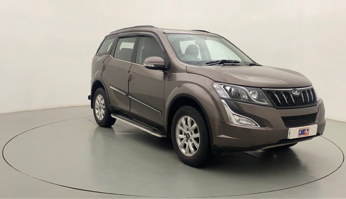 2017 Mahindra XUV500 W10 AT, Diesel, Automatic, 57,449 km, SRP
