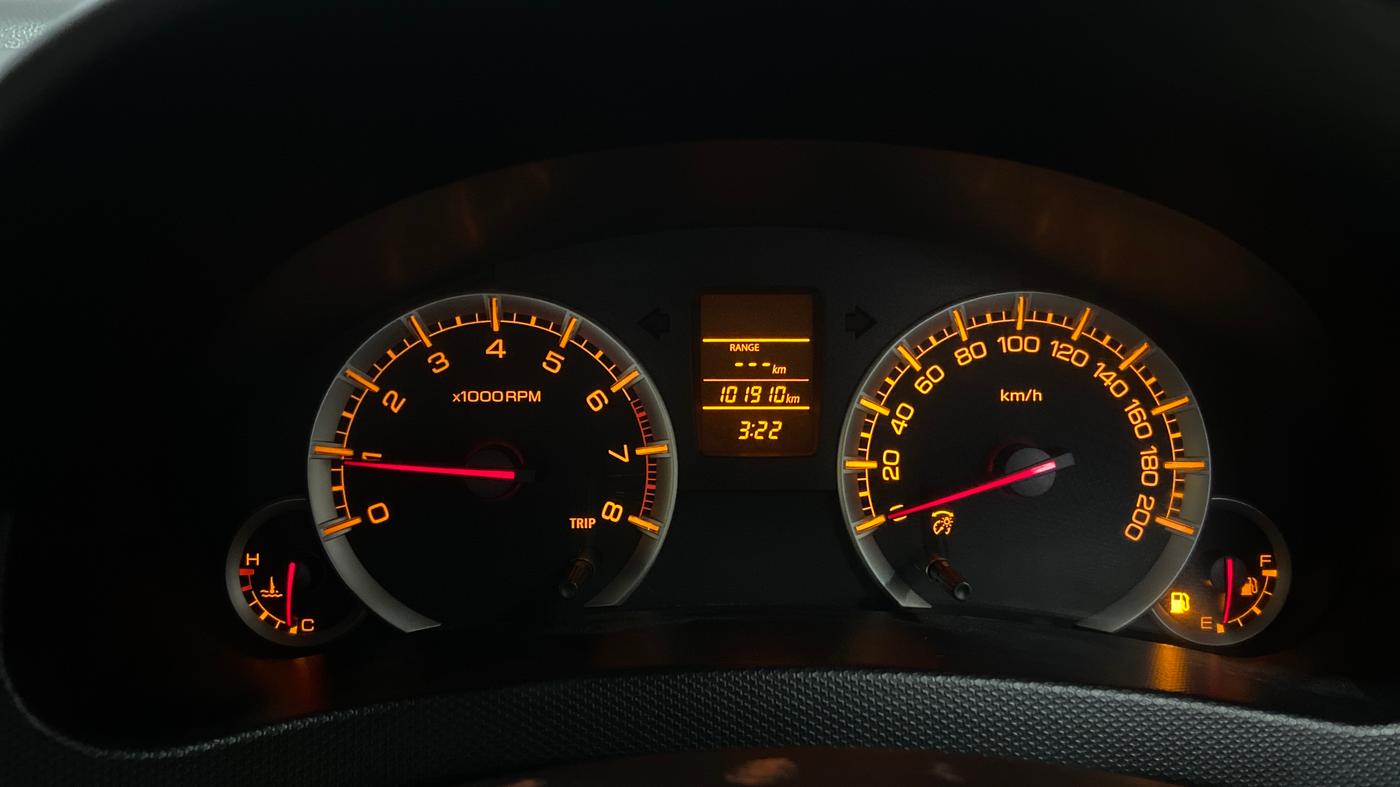 2013 Maruti Swift Dzire VXI, Petrol, Manual, 1,01,901 km, Odometer Image