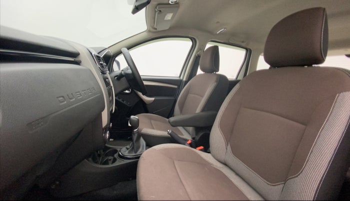 2021 Renault Duster RXZ CVT 1.3 TURBO, Petrol, Automatic, 13,282 km, Right Side Front Door Cabin