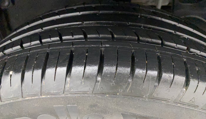2021 Renault Duster RXZ CVT 1.3 TURBO, Petrol, Automatic, 13,282 km, Left Rear Tyre Tread