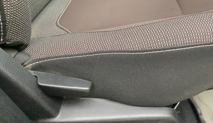2021 Renault Duster RXZ CVT 1.3 TURBO, Petrol, Automatic, 13,282 km, Driver Side Adjustment Panel