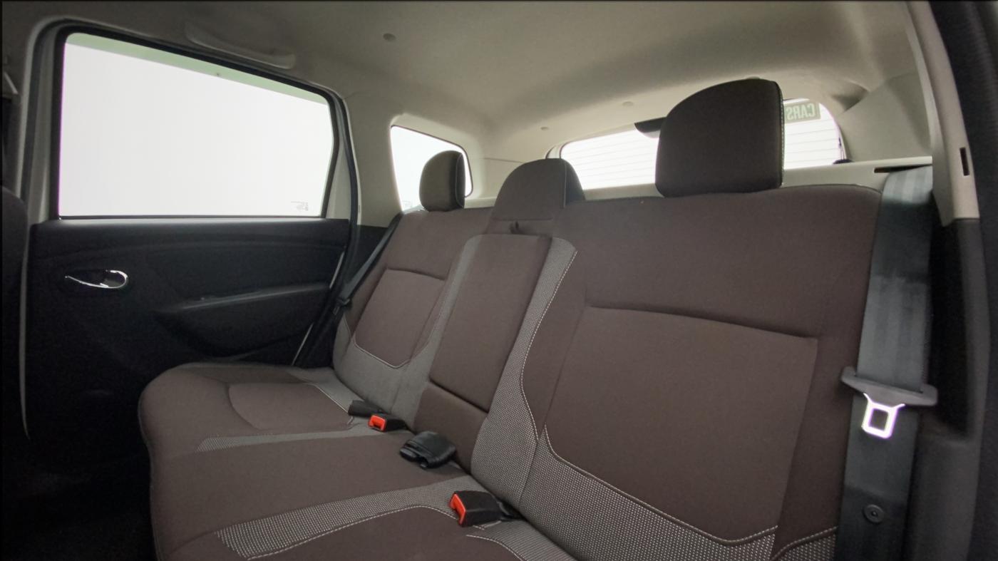 2021 Renault Duster RXZ CVT 1.3 TURBO, Petrol, Automatic, 13,282 km, Right Side Rear Door Cabin