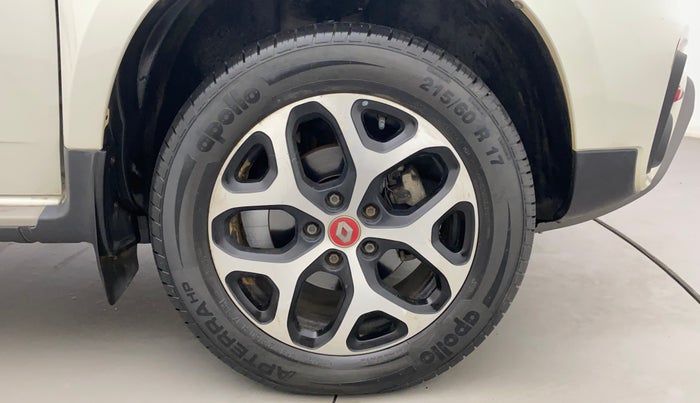 2021 Renault Duster RXZ CVT 1.3 TURBO, Petrol, Automatic, 13,282 km, Right Front Wheel