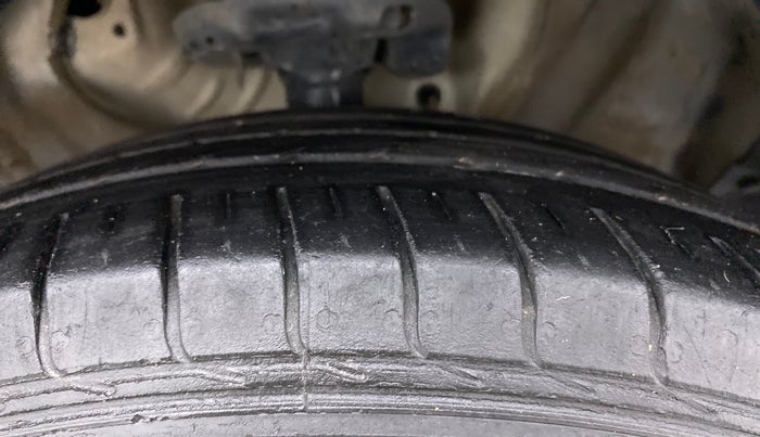 2019 KIA SELTOS HTX IVT 1.5 PETROL, Petrol, Automatic, 79,167 km, Right Front Tyre Tread